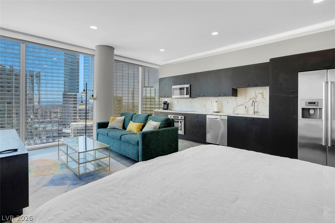 3726 Las Vegas Boulevard 2305