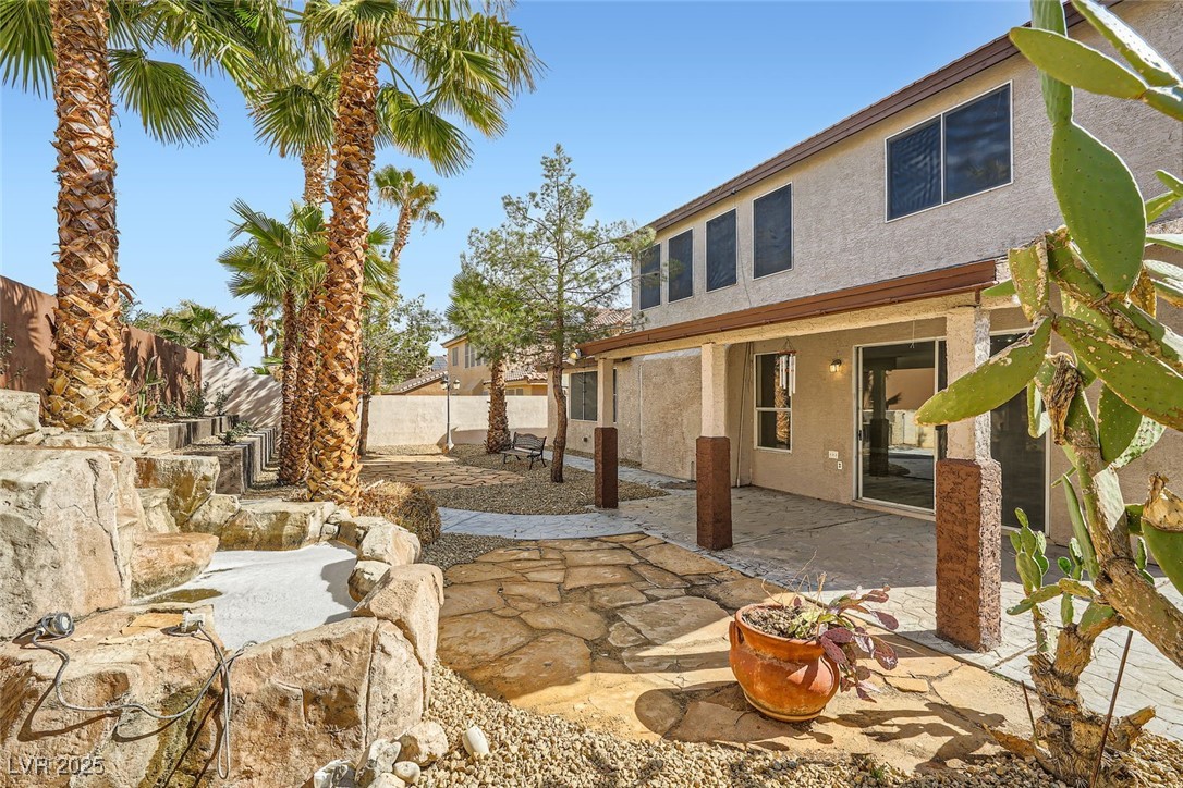 Las Vegas, Nevada 89147, United States, 4 Bedrooms Bedrooms, ,4 BathroomsBathrooms,Residential,Active,230051