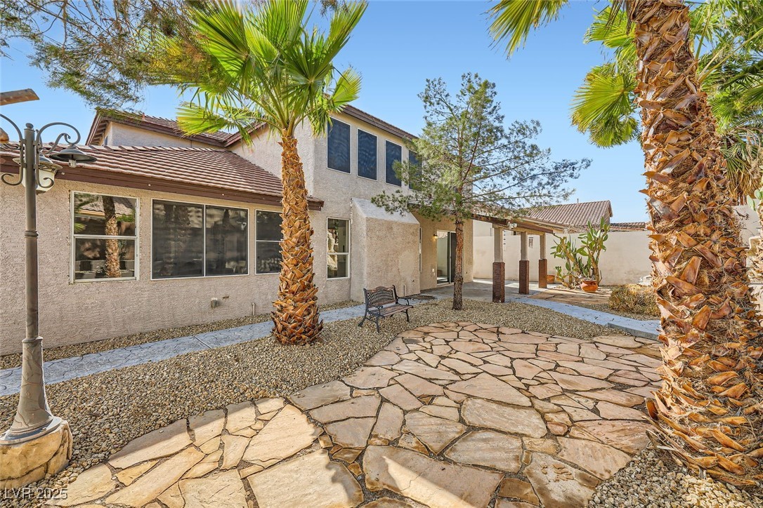 Las Vegas, Nevada 89147, United States, 4 Bedrooms Bedrooms, ,4 BathroomsBathrooms,Residential,Active,230051