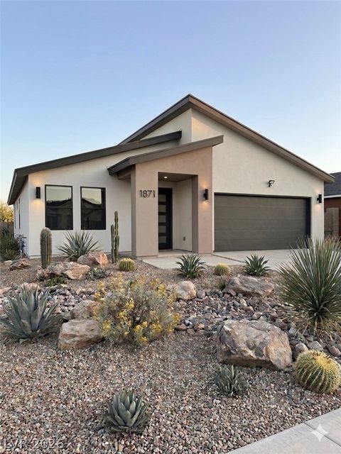Photo of 1871 S Manzanita Drive, Pahrump, NV 89048 (MLS # 2775005)