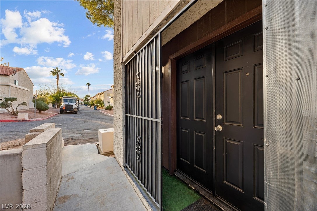 3320 Duece Street