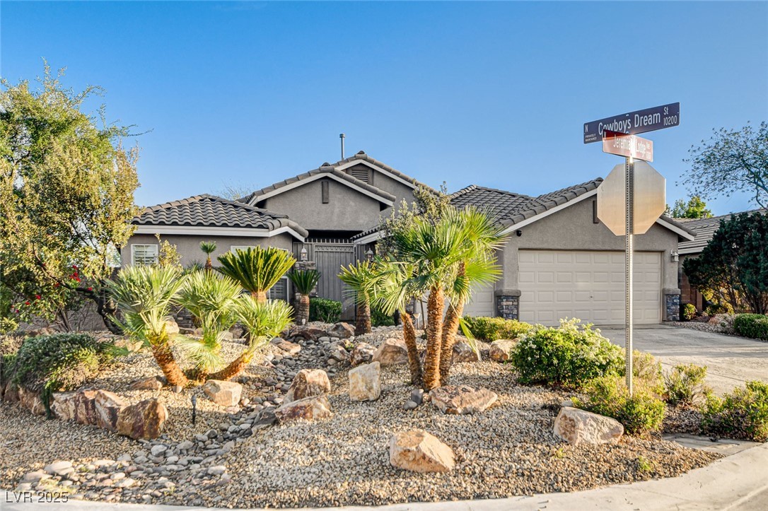 8317 Jeremiahs Lodge Avenue, Las Vegas, Nevada image 3