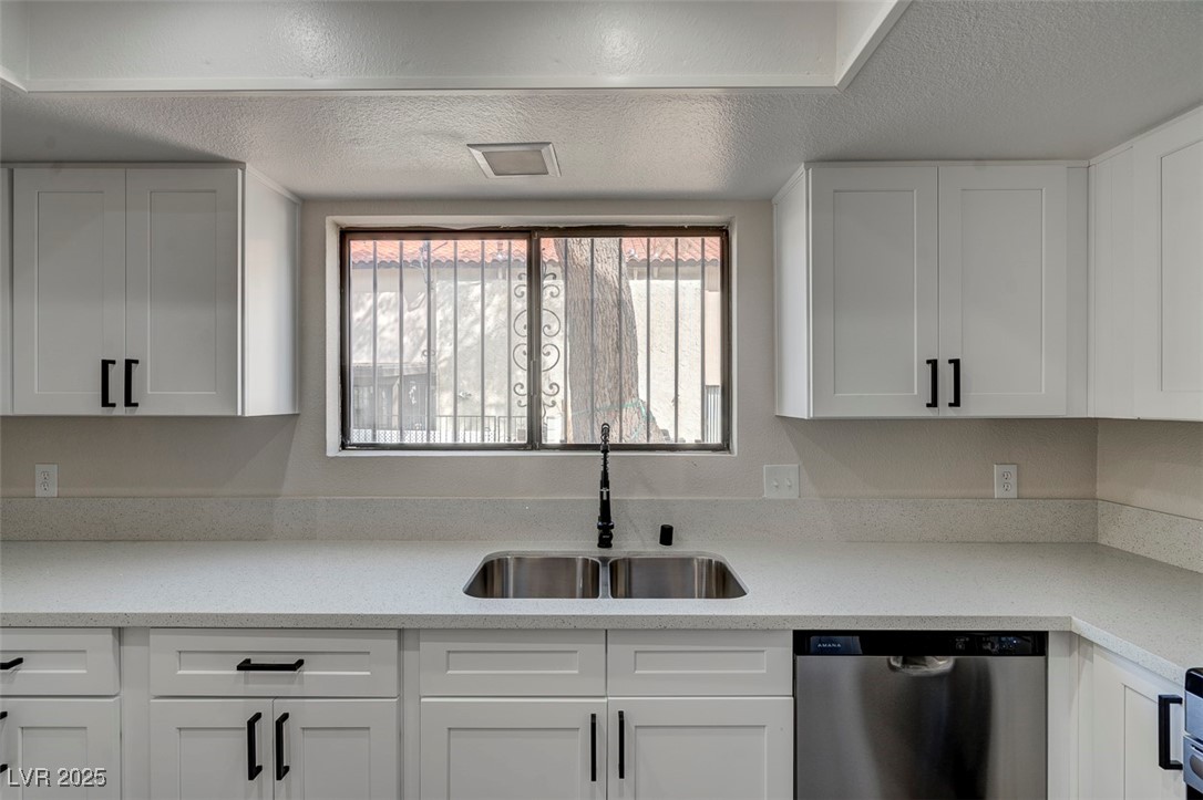2552 Court Street, Las Vegas, Nevada image 12