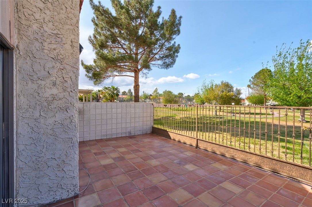 2552 Court Street, Las Vegas, Nevada image 40