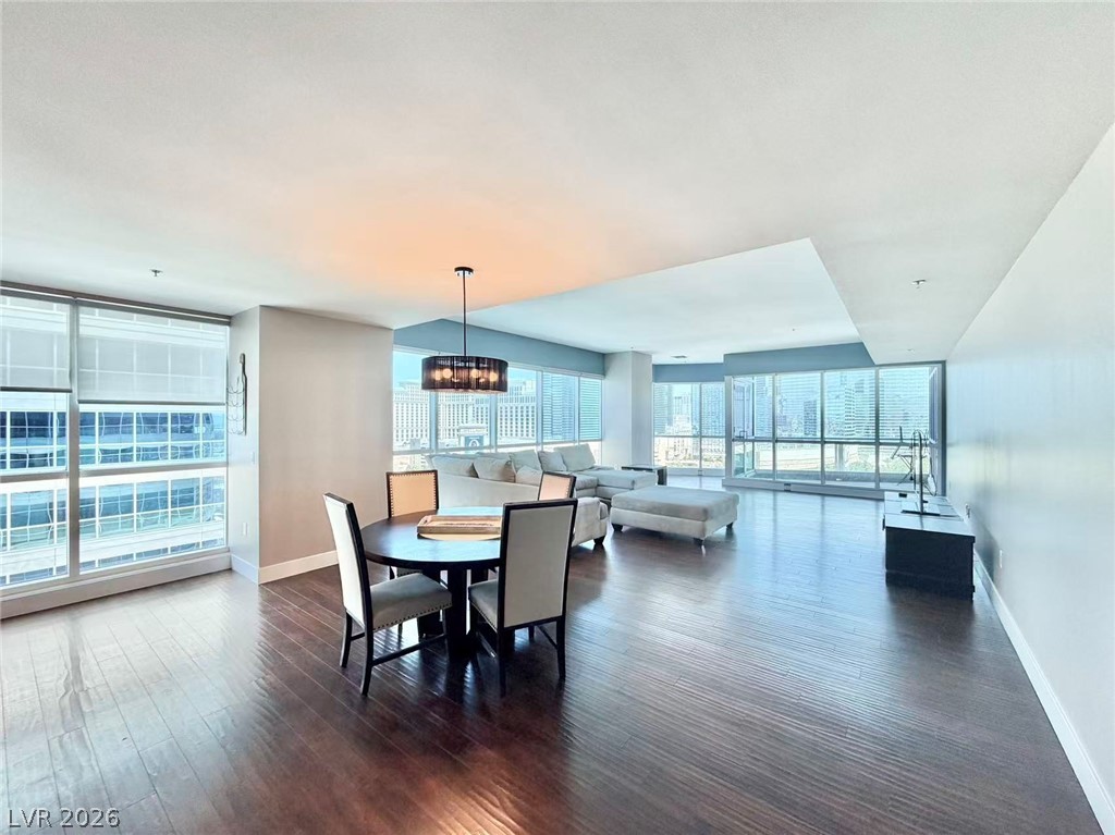 4575 Dean Martin Drive 1606