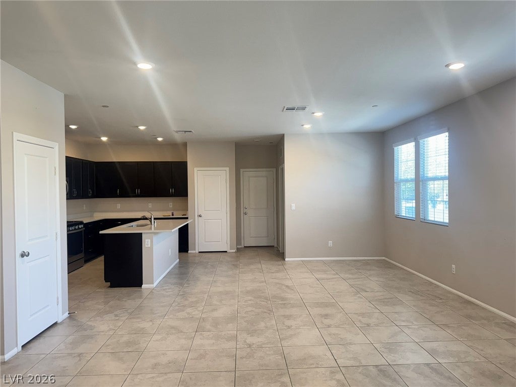 2853 Tanager Hill Street