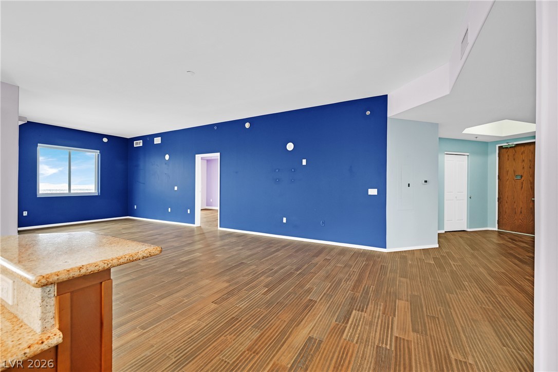 8255 Las Vegas Boulevard 1812