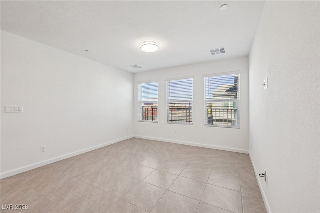 4907 Chidlaw Avenue 1