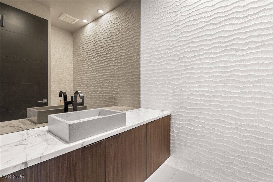 12 Falling Canyon Court, Henderson, Nevada image 34