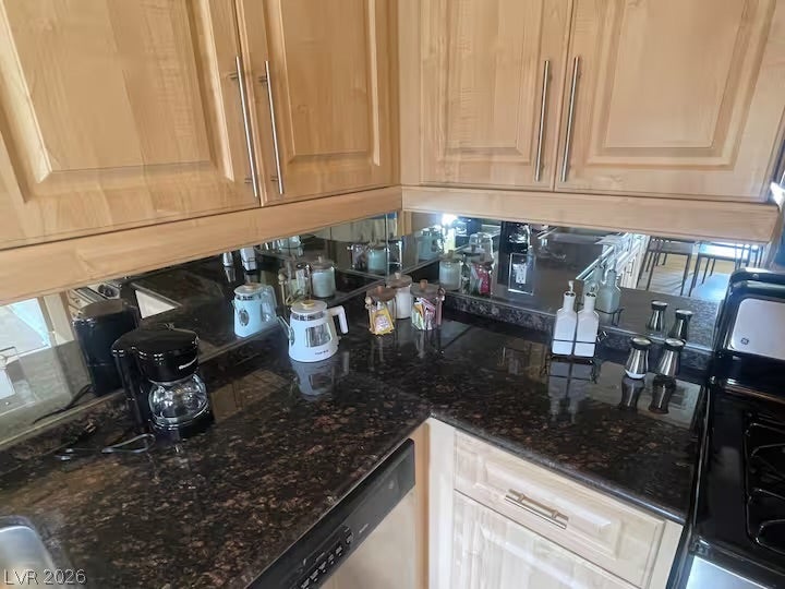 210 E Flamingo Road 116