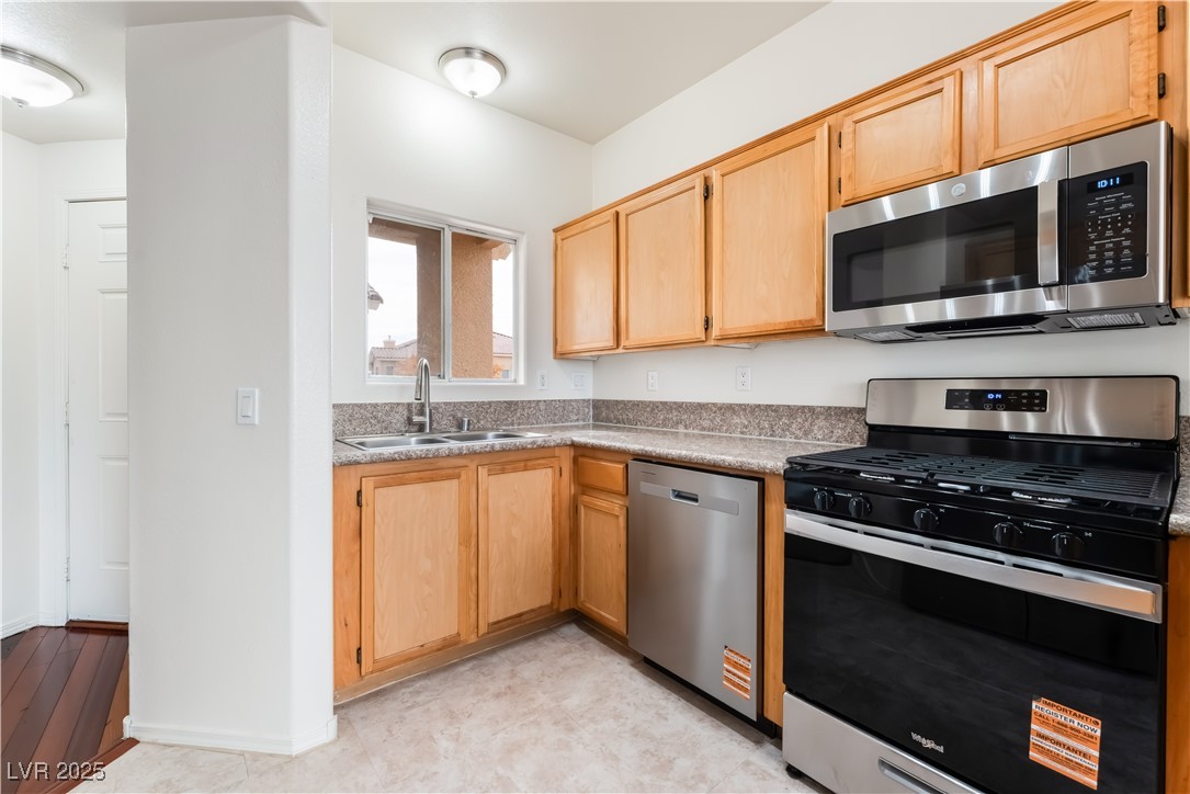 1050 E Cactus Avenue 2088