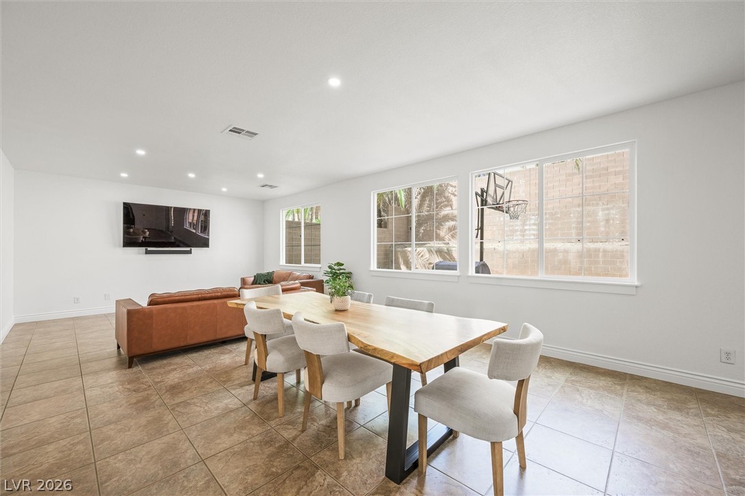 1141 Orphington Court