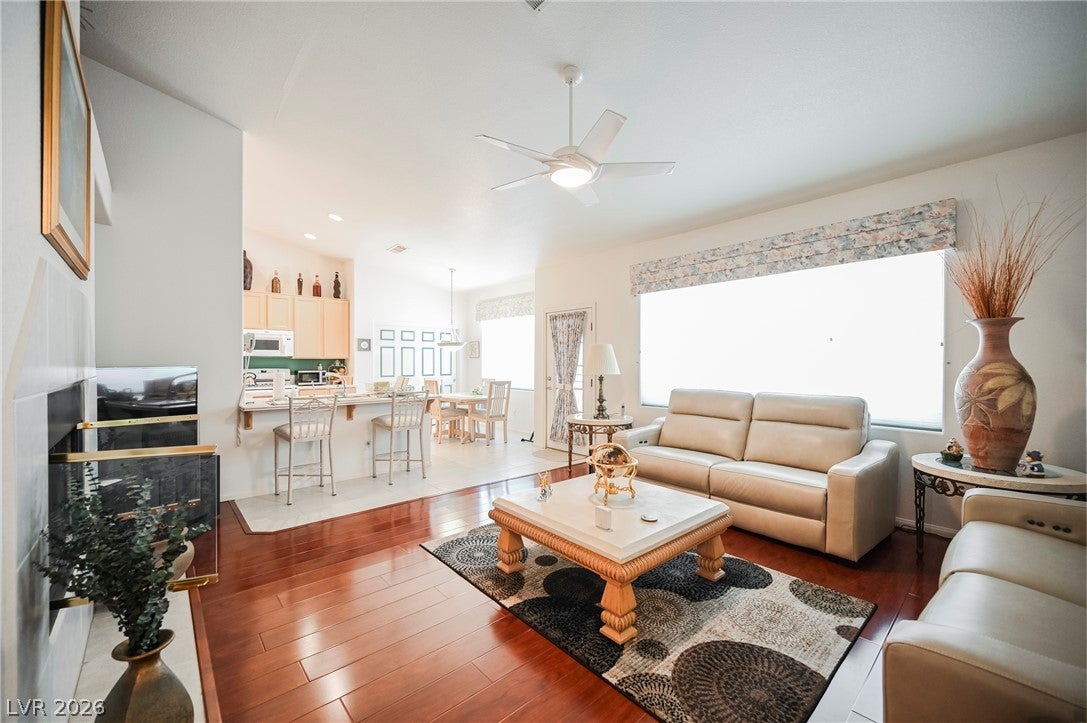 8636 Highland View