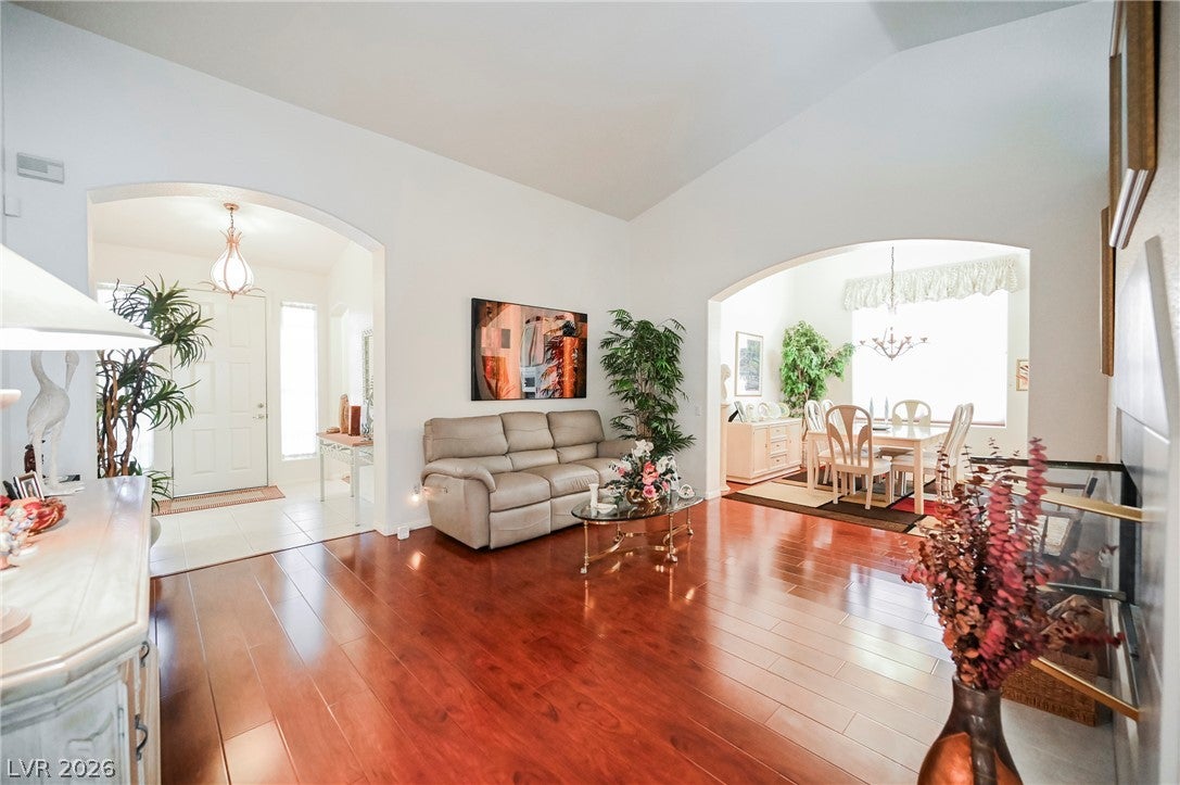 8636 Highland View