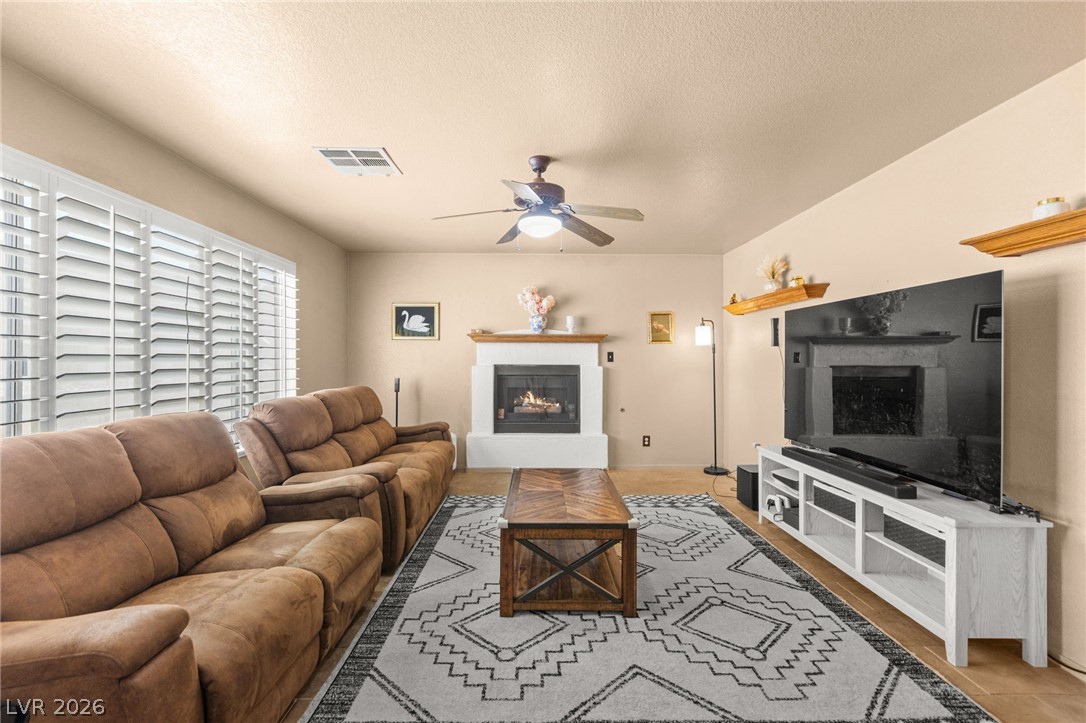 1600 Plata Pico Drive