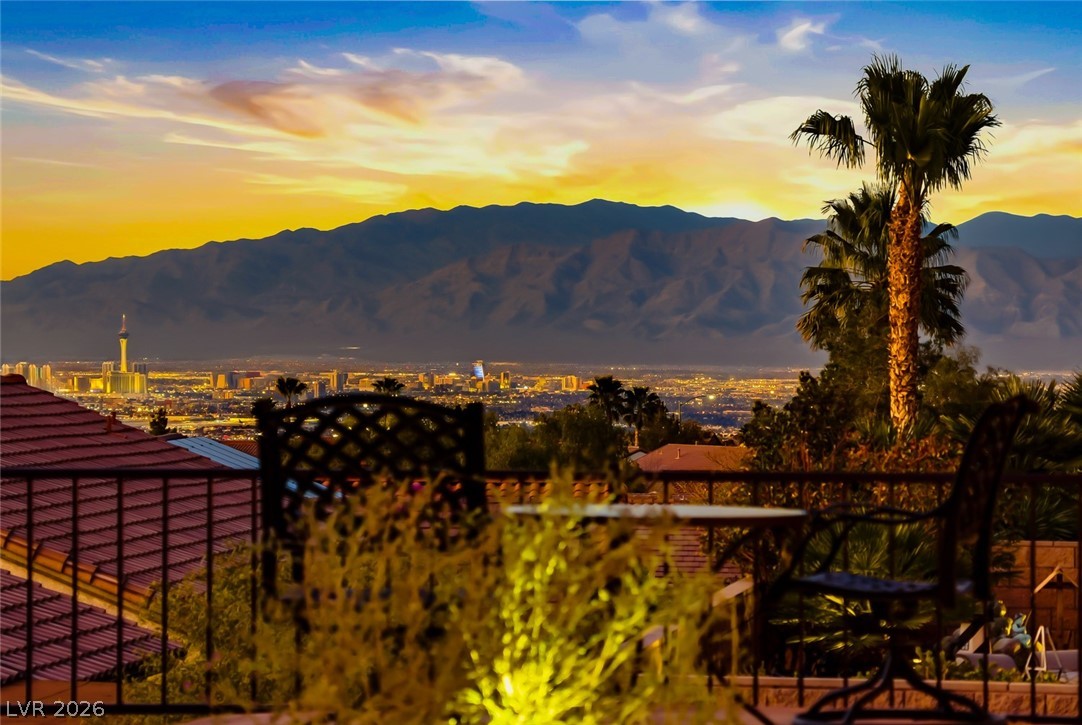 2203 Bannerwood Street