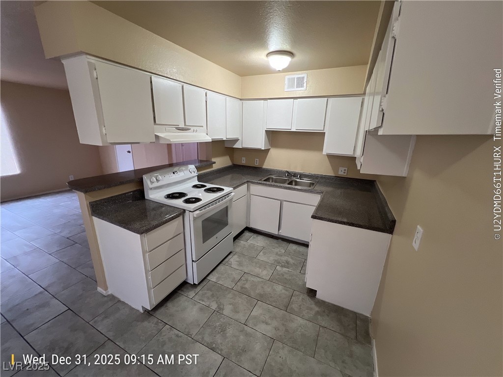 1896 Fulstone Way 3