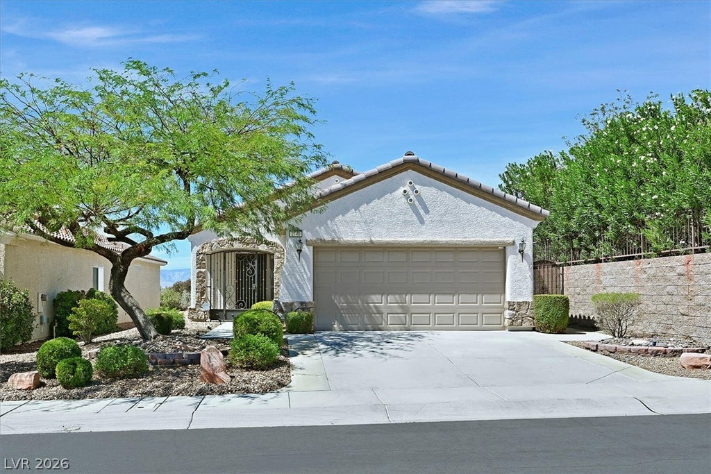 Photo of 2143 Oliver Springs Street, Henderson, NV 89052 (MLS # 2829446)