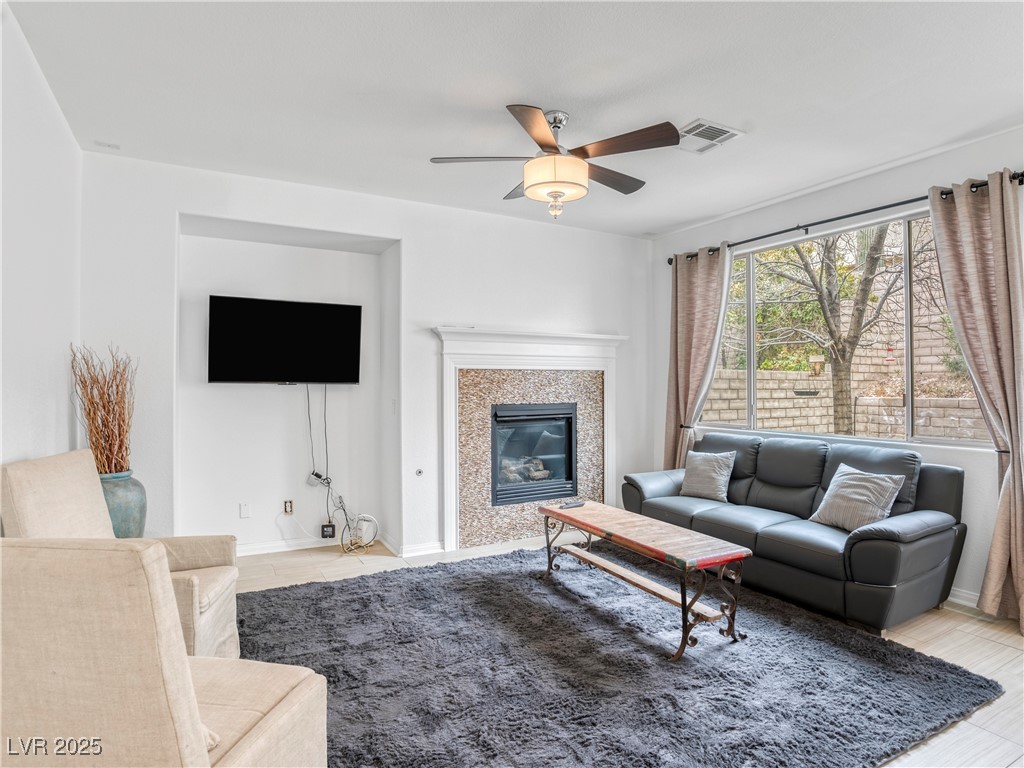 11820 Calle De Sol Drive, Las Vegas, Nevada image 11