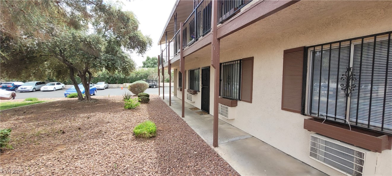 4955 JEFFREYS Avenue 703