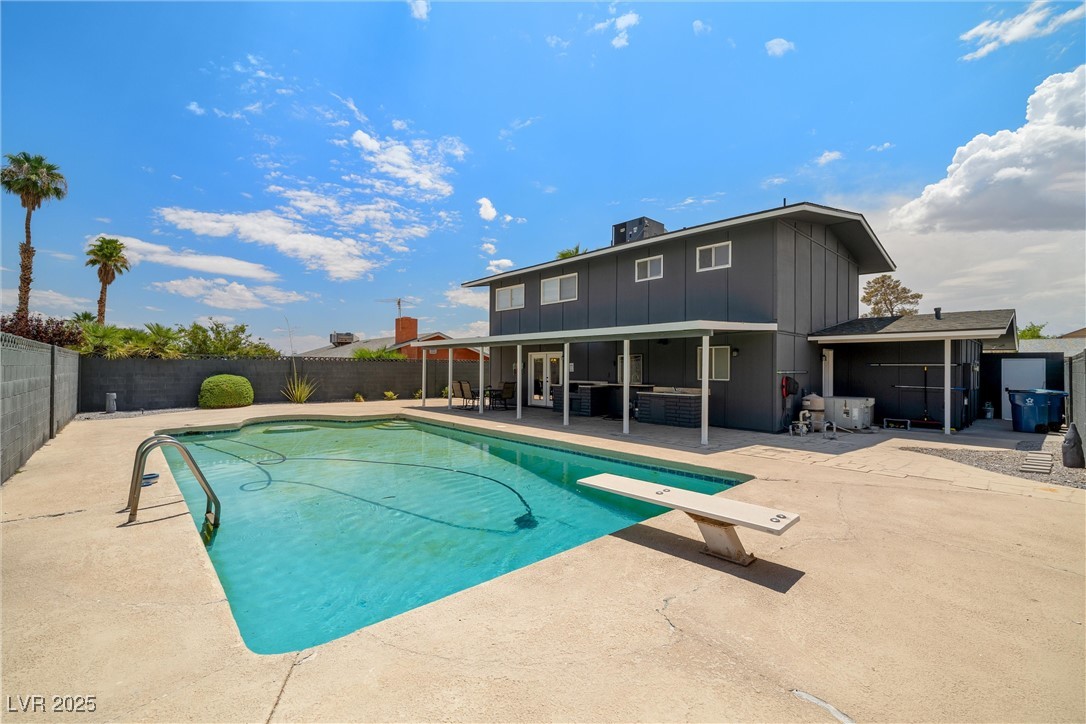 Las Vegas, Nevada 89145, United States, 4 Bedrooms Bedrooms, ,3 BathroomsBathrooms,Residential,Active,176038