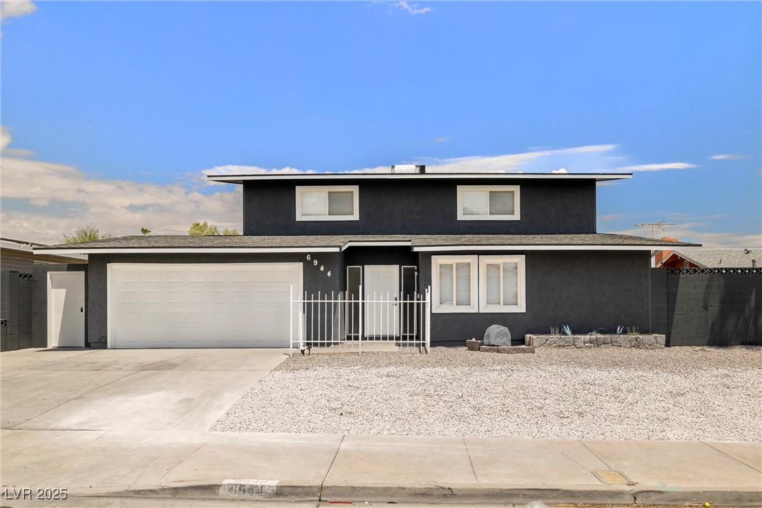 Las Vegas, Nevada 89145, United States, 4 Bedrooms Bedrooms, ,3 BathroomsBathrooms,Residential,Active,176038