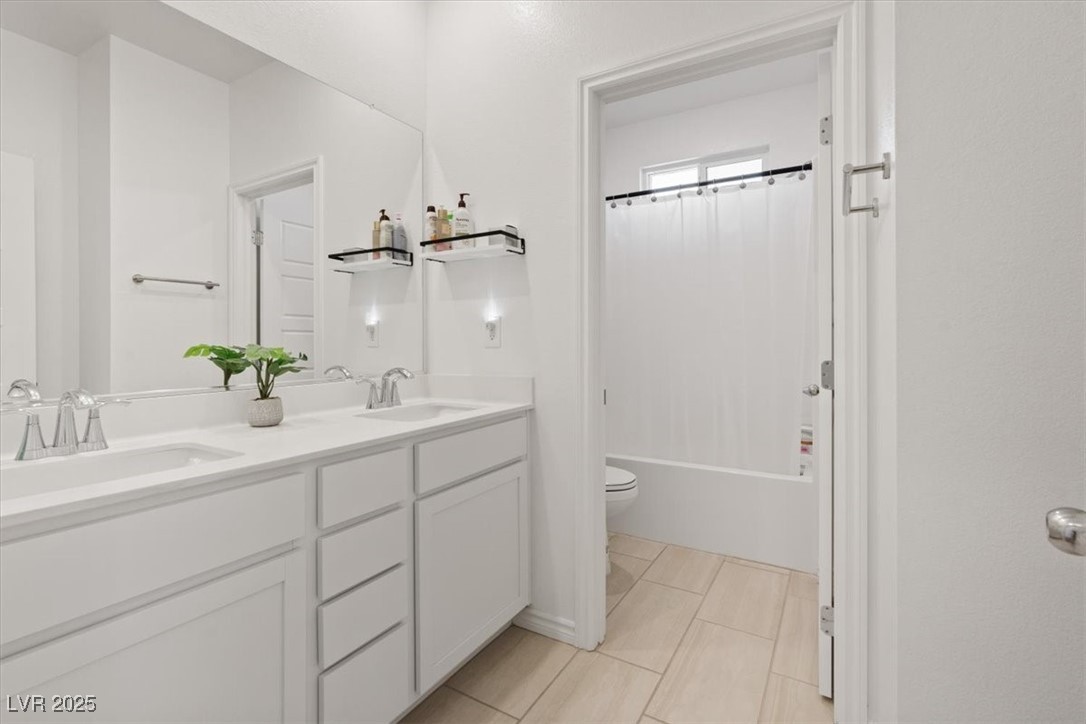 Las Vegas, Nevada 89143, United States, 3 Bedrooms Bedrooms, ,3 BathroomsBathrooms,Residential,Active,165411