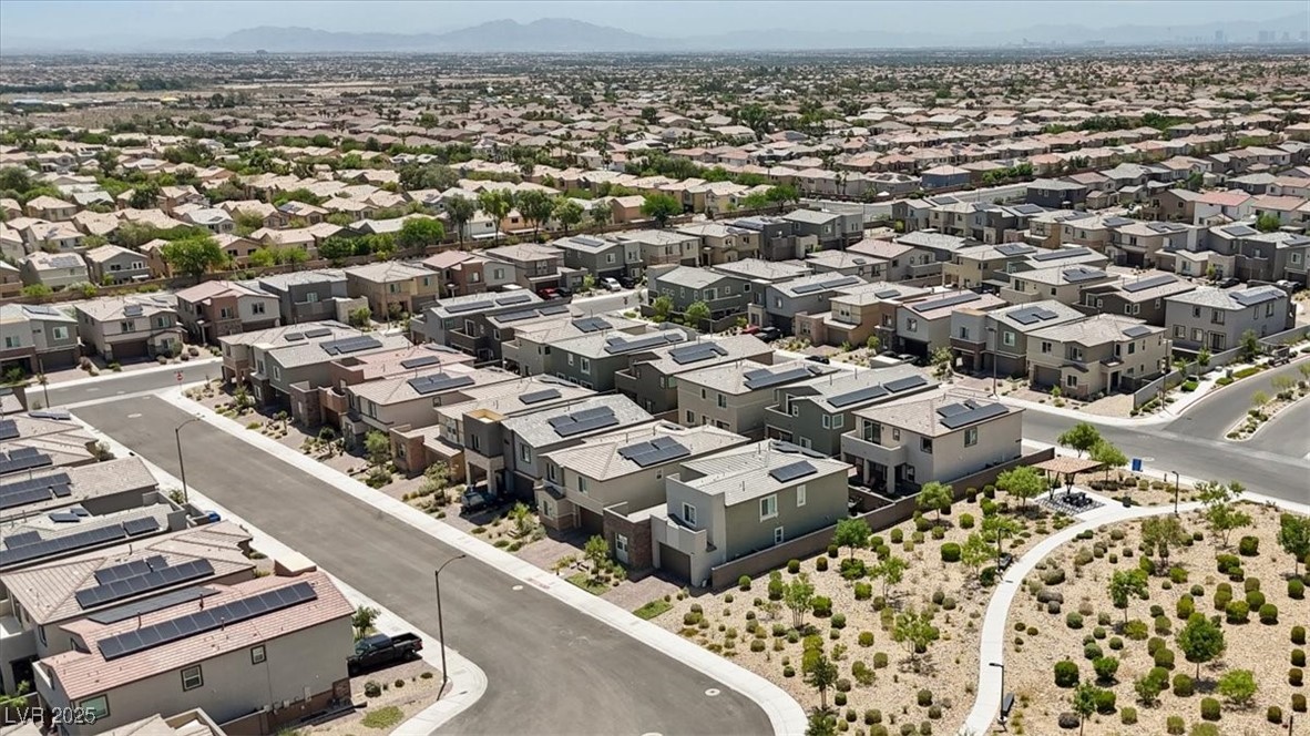 Las Vegas, Nevada 89143, United States, 3 Bedrooms Bedrooms, ,3 BathroomsBathrooms,Residential,Active,165411