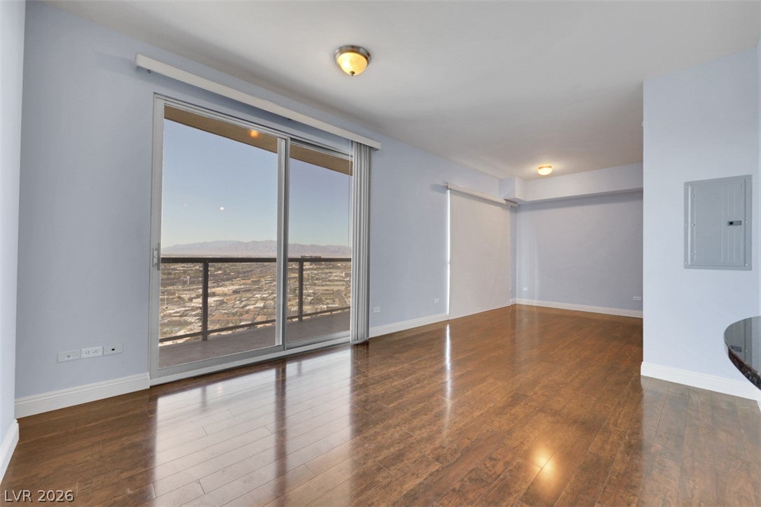 200 W Sahara Avenue 2909