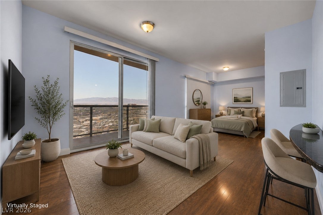 200 W Sahara Avenue 2909