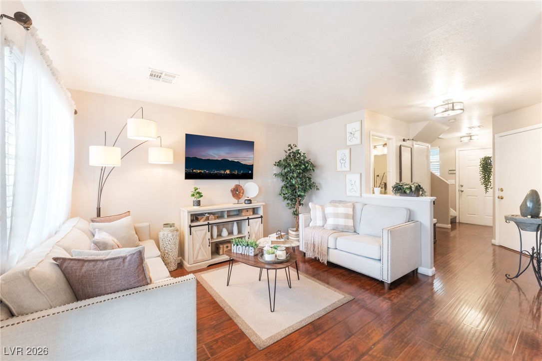 5330 E Charleston Boulevard 6