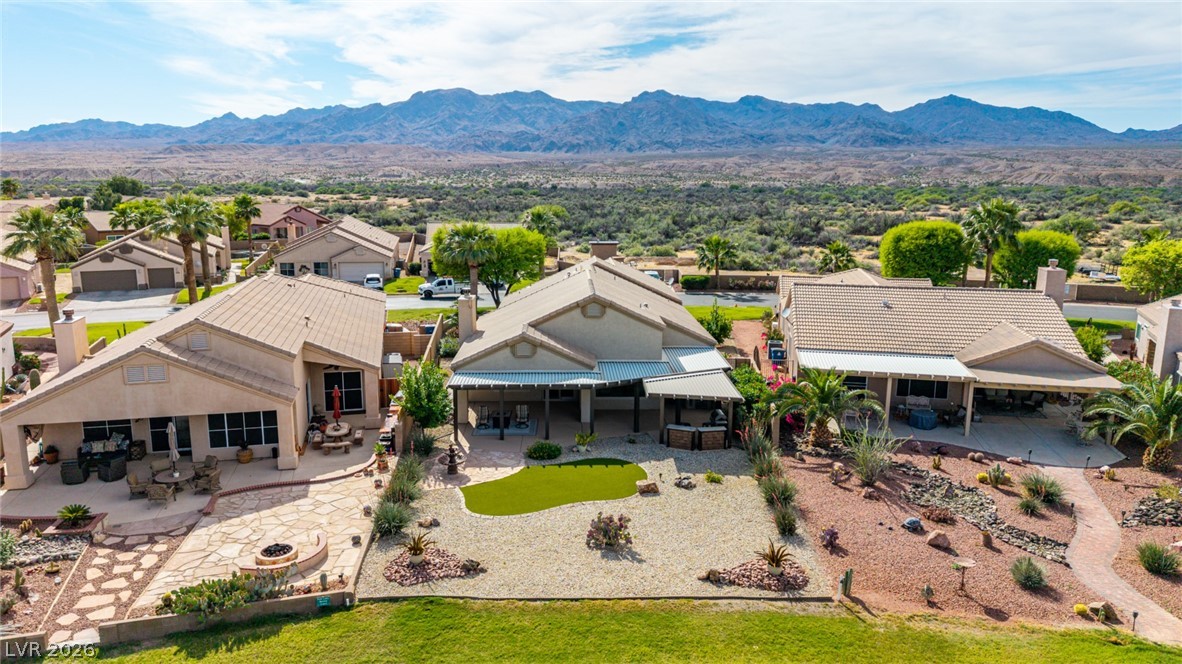 1255 Country Club