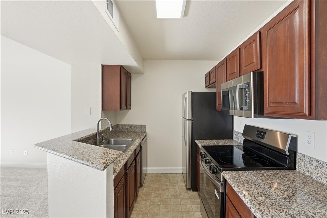 5114 S Jones Boulevard 202