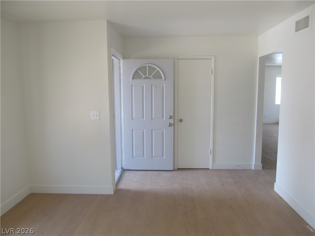 7036 PINEBROOK Court