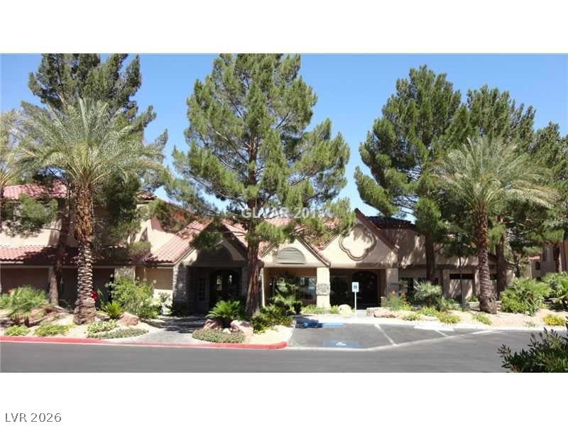 2200 S Fort Apache Road 2062
