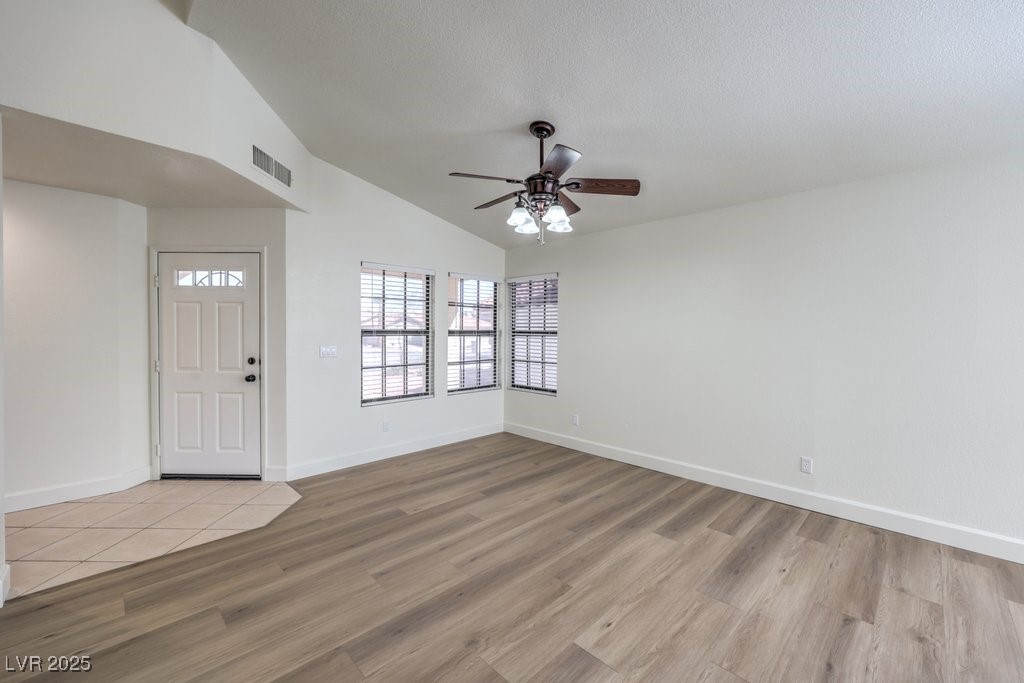 2501 Muirfield Avenue, Henderson, Nevada image 4