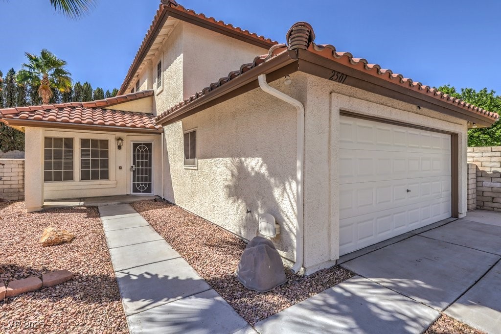 2501 Muirfield Avenue, Henderson, Nevada image 3