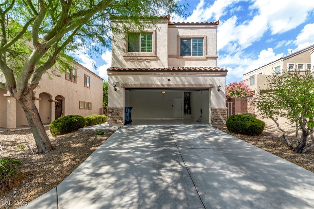 2847 Glass Vine Court