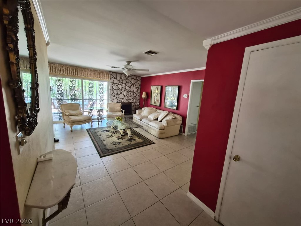 1713 Lamplighter Lane