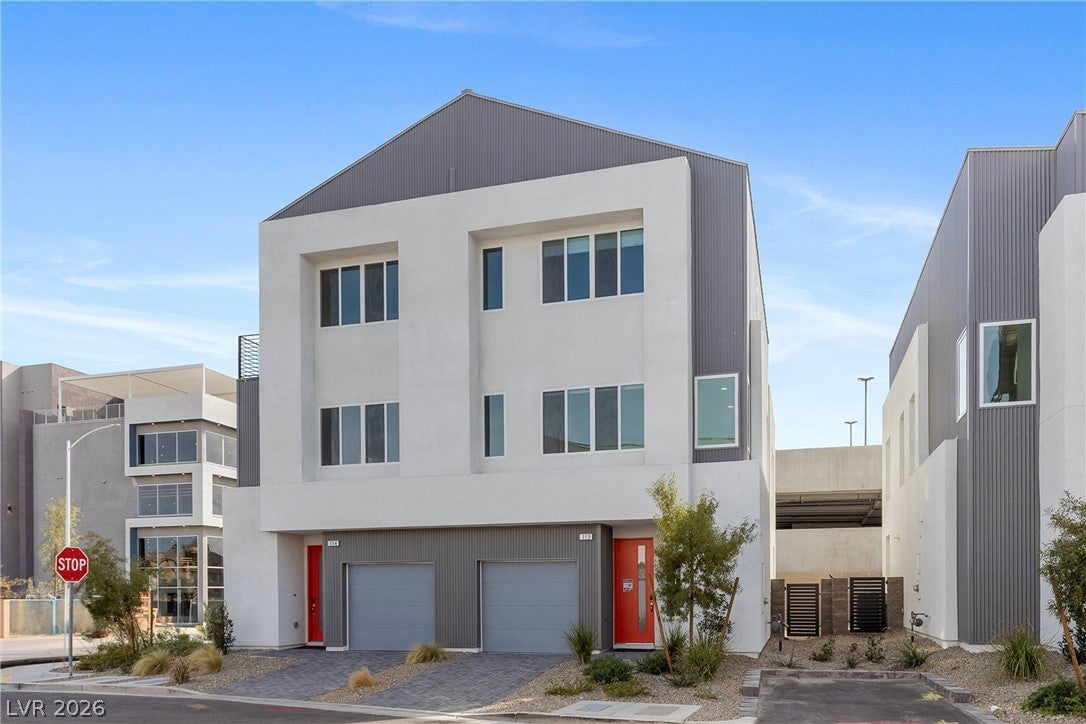 8629 Ensworth Street 102