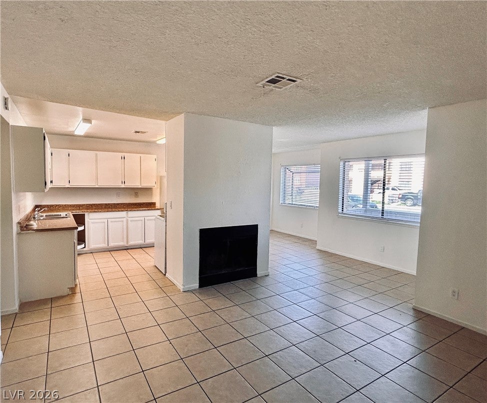 6217 Yerba Lane A
