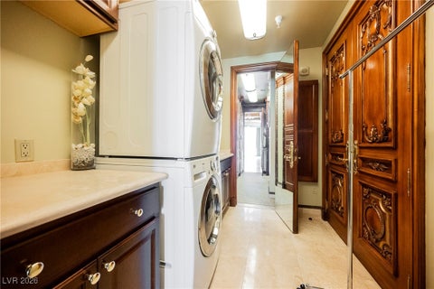Tiny photo for 2747 Paradise Road #2801, Las Vegas, NV 89109 (MLS # 2745957)