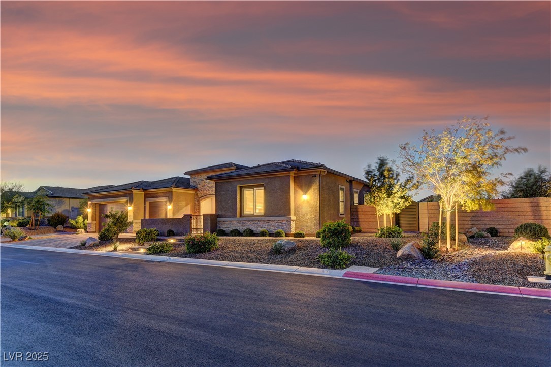 8411 S Cimarron Road