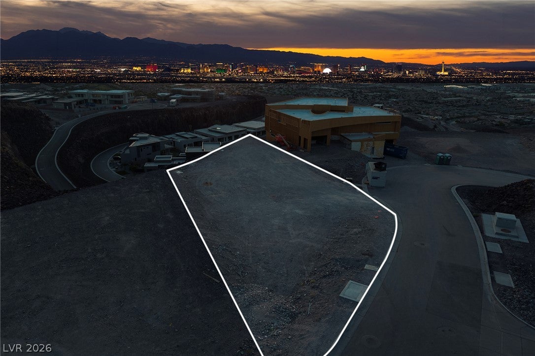 487 Rock Peak Drive