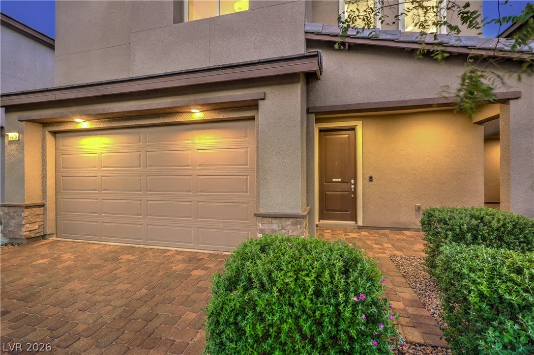 9428 Lunar Effect Street
