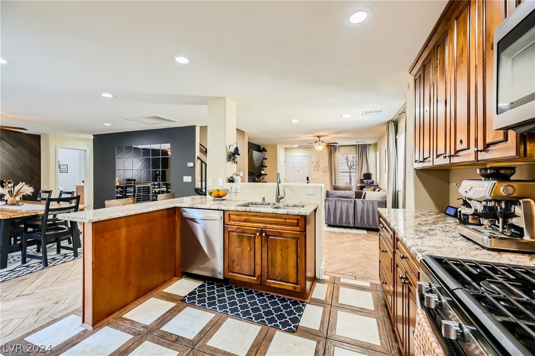 1169 Nightmoss Avenue, Las Vegas, Nevada image 14