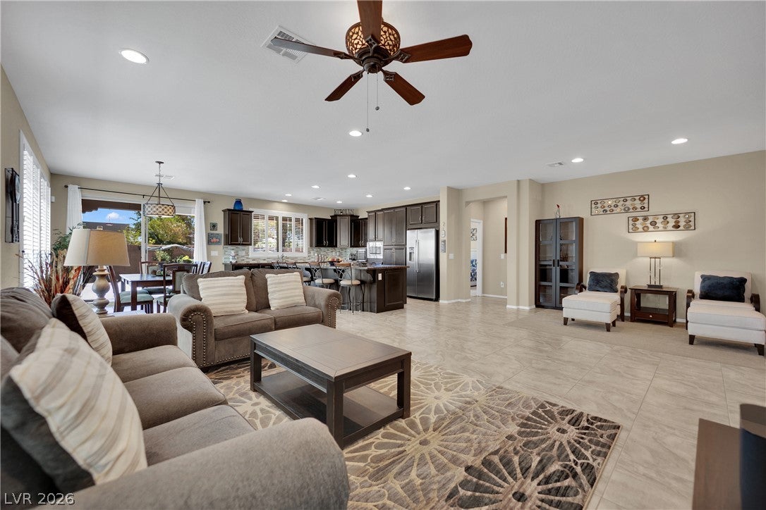 3829 Riviera Regal Avenue