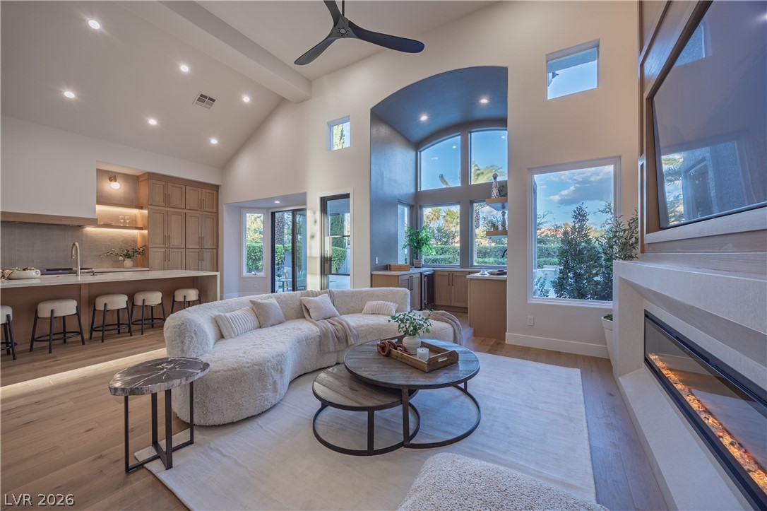 8800 Lusso Court