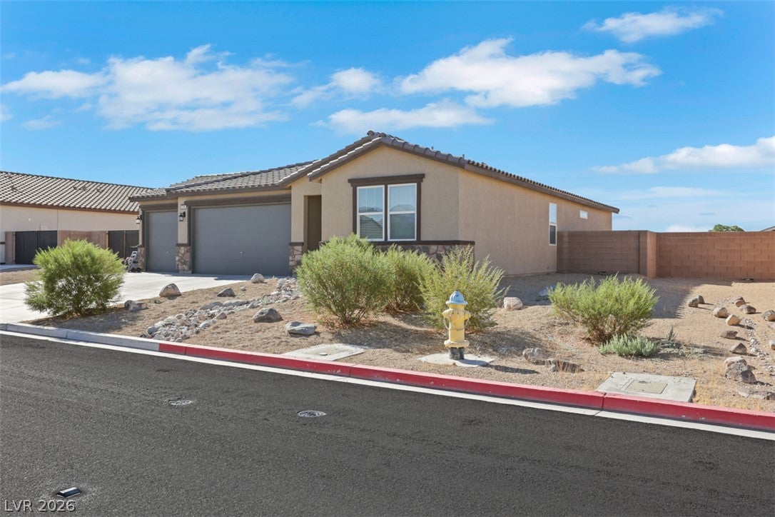 3965 E Marathon Drive