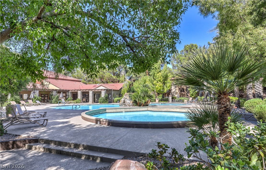 2200 S Fort Apache Road 1029